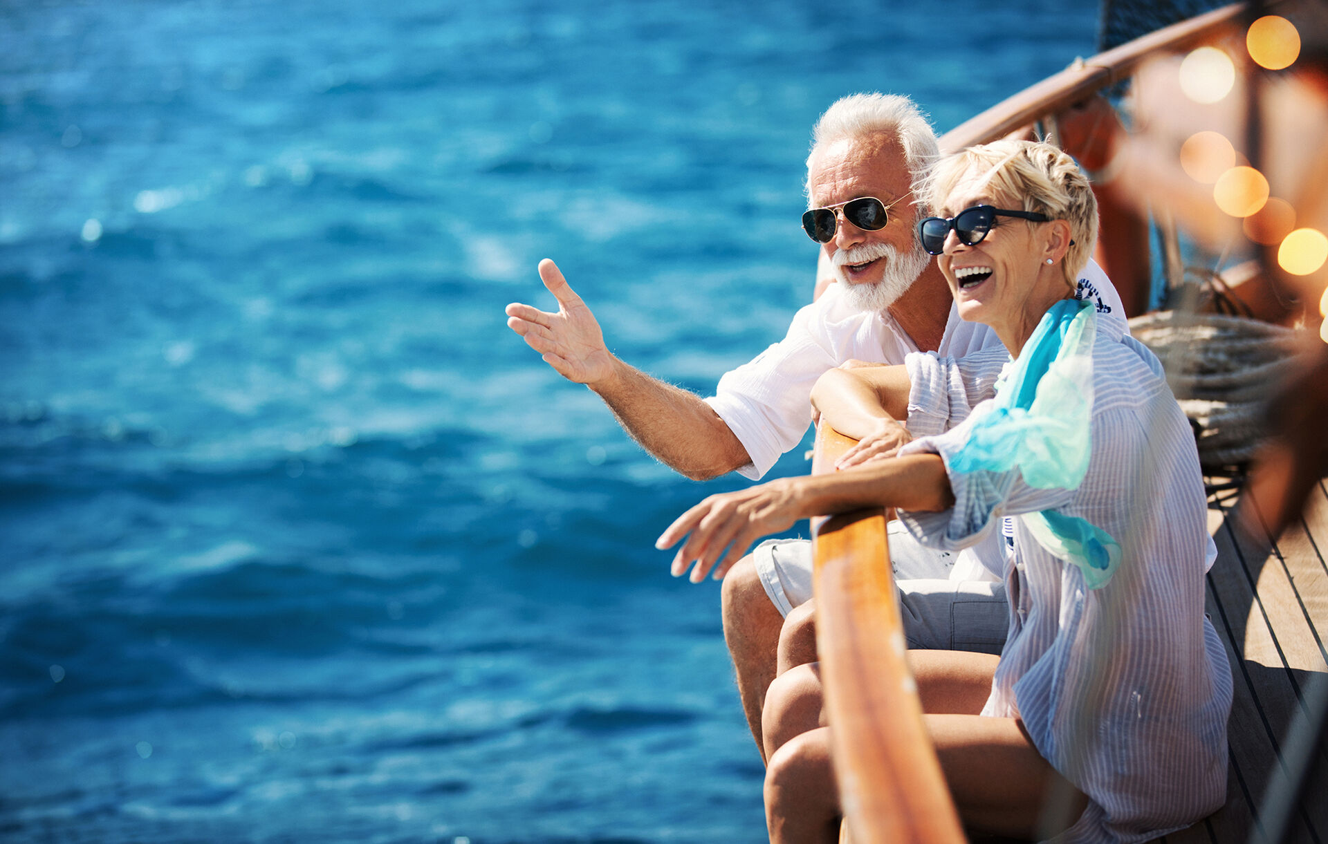 Kemer ve Antalya'da yapılacak aktiviteler ve neden Kemer Royal Beach'in balayı çiftleri için ideal bir tercih olduğuna dair bir rehber