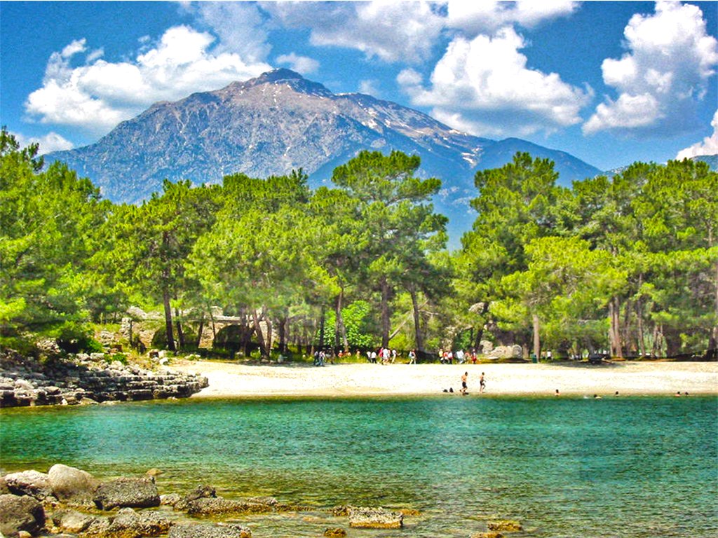 Kemer Plajları: Akdeniz’in İncisi
