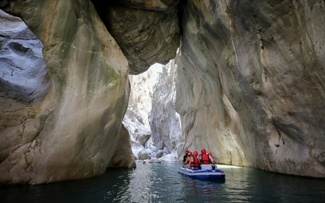 Göynük Kanyonunda Trekking ve Kemer’deki Rahat Konaklama