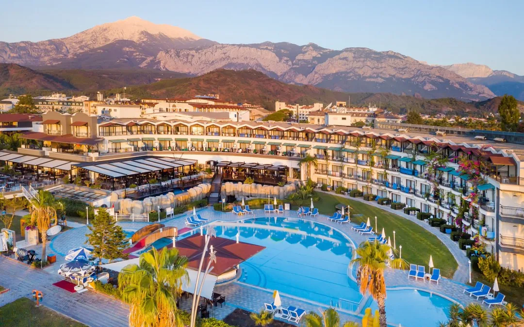 Kemer’de Lüks ve Konfor: Tatiliniz İçin En İyi Seçimler
